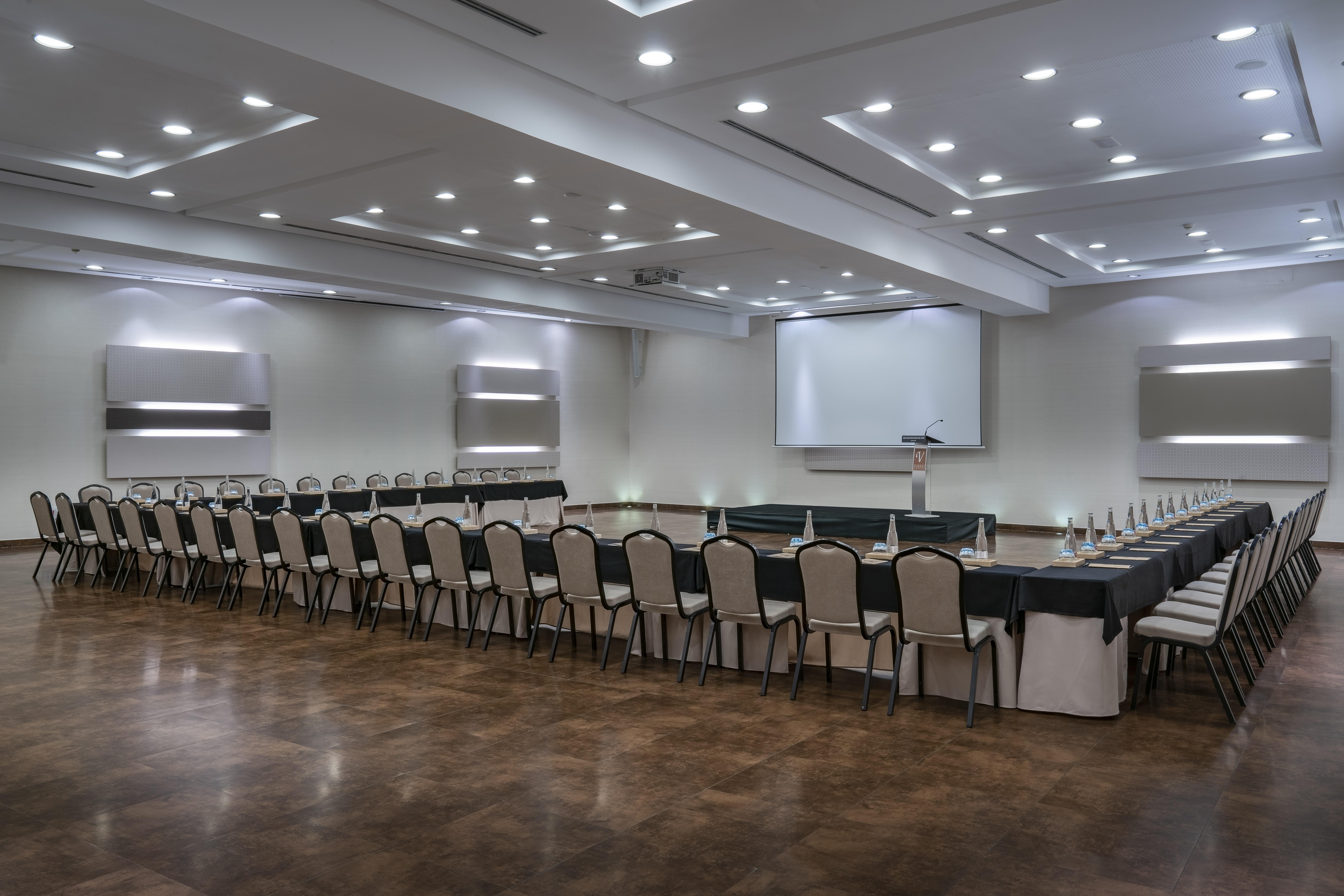 Vincci Seleccion Posada Del Patio Malaga Ngoại thất bức ảnh The conference room